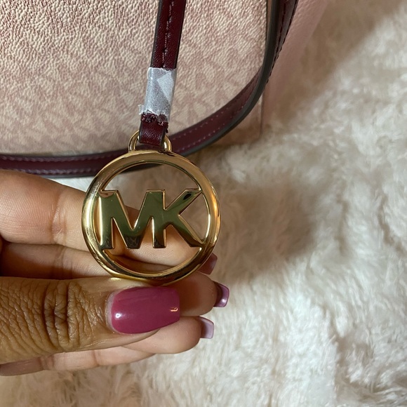 Michael Kors purse and wallet - Picture 5 of 8